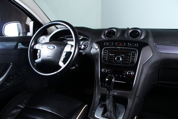 Ford Mondeo, 2.0 л, АТ, 2012 фото 13