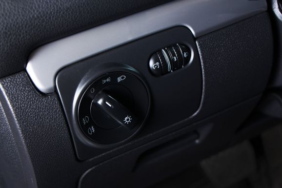 Volkswagen Golf, 1.6 л, Робот, 2012 фото 1