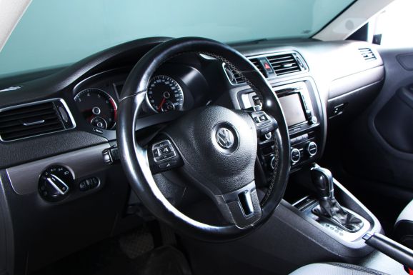 Volkswagen Jetta, 1.4 л, Робот, 2013 фото 9