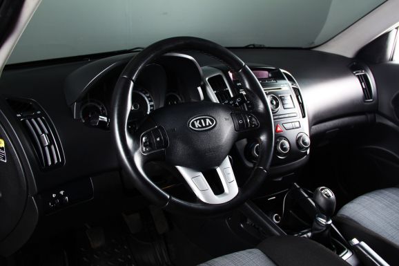 Kia Ceed, 1.4 л, МТ, 2011 фото 9
