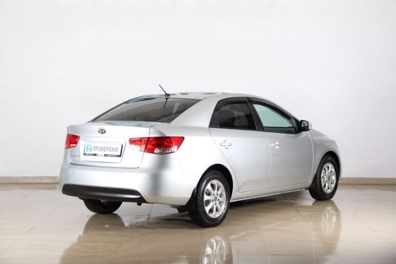 Kia Cerato, 1.6 л, МТ, 2010 фото 4