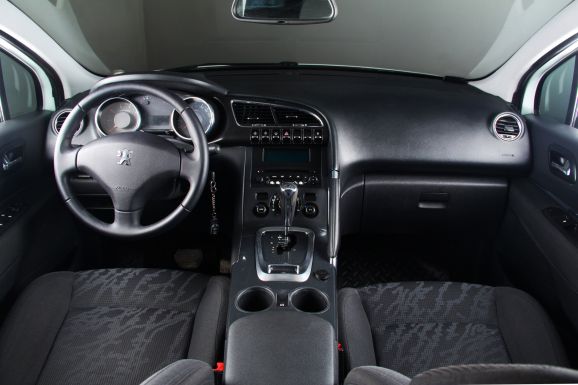 Peugeot 3008, 1.6 л, АТ, 2013 фото 11