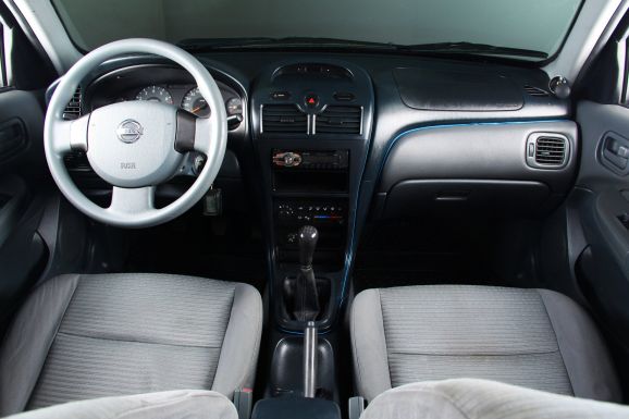 Nissan Almera Classic, 1.6 л, МТ, 2012 фото 10