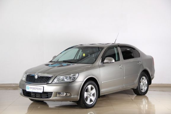 Skoda Octavia, 1.4 л, Робот, 2010 фото 3