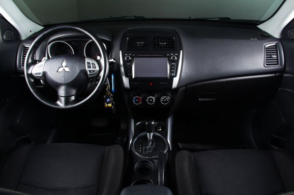 Mitsubishi ASX, 1.8 л, Вариатор, 2012 фото 10
