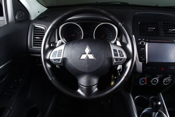 Mitsubishi ASX, 1.8 л, Вариатор, 2012 фото 11