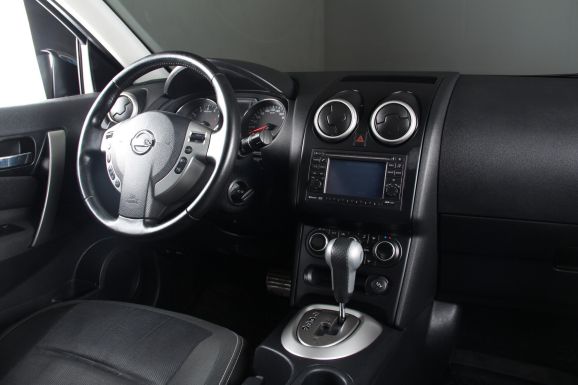 Nissan Qashqai, 2.0 л, Вариатор, 2013 фото 13