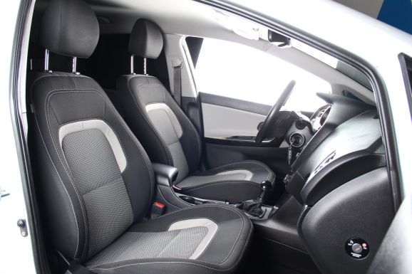 Kia Ceed, 1.6 л, АТ, 2014 фото 2