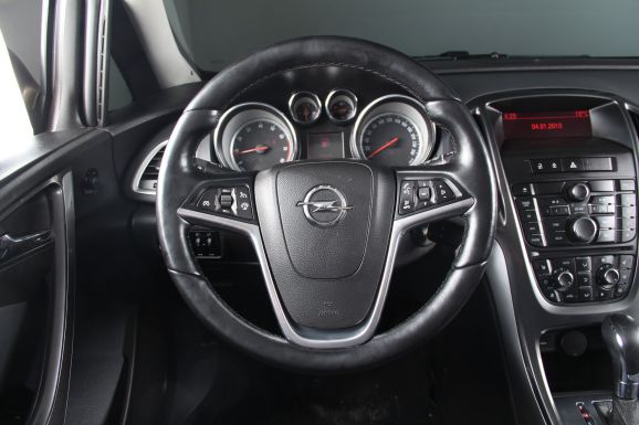Opel Astra Cosmo, 1.4 л, АТ, 2013 фото 8