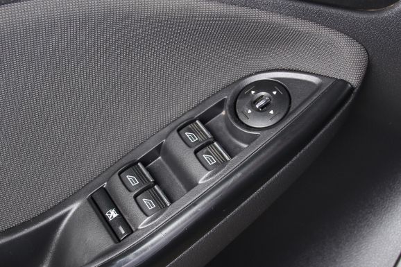 Ford Focus, 1.6 л, МТ, 2012 фото 7