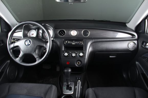 Mitsubishi Outlander, 2.4 л, АТ, 2007 фото 10