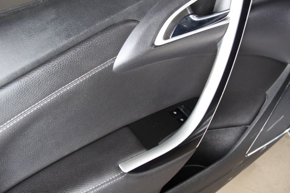 Opel Astra Sport, 1.4 л, АТ, 2012 фото 12