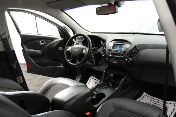Hyundai ix35, 2.0 л, АТ, 2013 фото 8