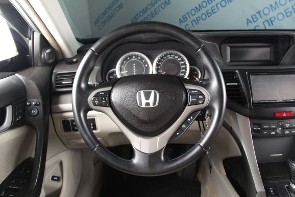 Honda Accord, 2.4 л, АТ, 2010 фото 12