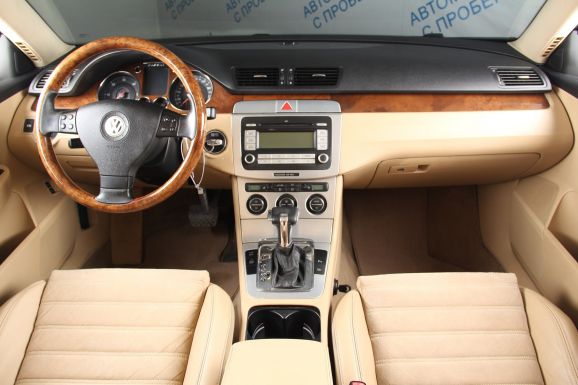 Volkswagen Passat, 2.0 л, Робот, 2008 фото 10