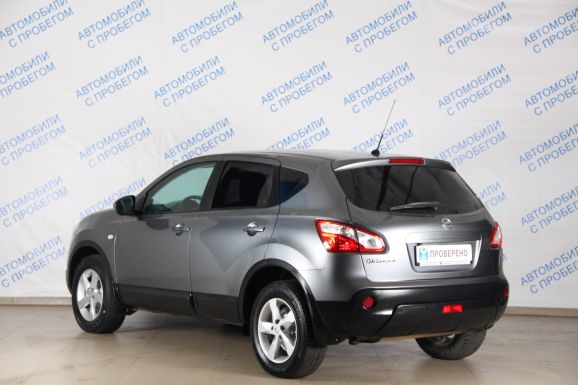 Nissan Qashqai, 2.0 л, Вариатор, 2011 фото 6