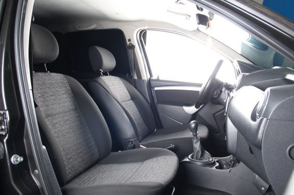 Renault Duster LE Adventure, 2.0 л, МТ, 2012 фото 2