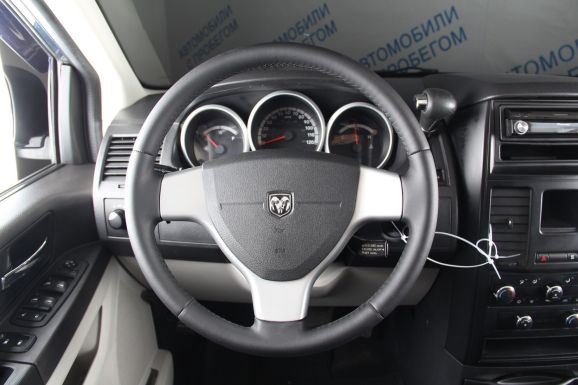 Dodge Caravan, 3.3 л, АТ, 2009 фото 11