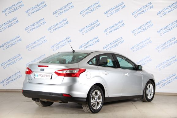Ford Focus, 1.6 л, Робот, 2012 фото 4