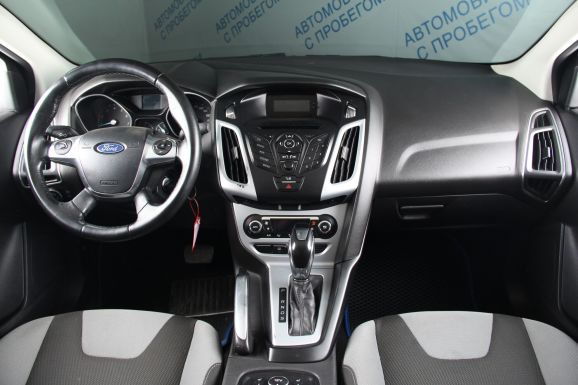 Ford Focus, 1.6 л, Робот, 2012 фото 10
