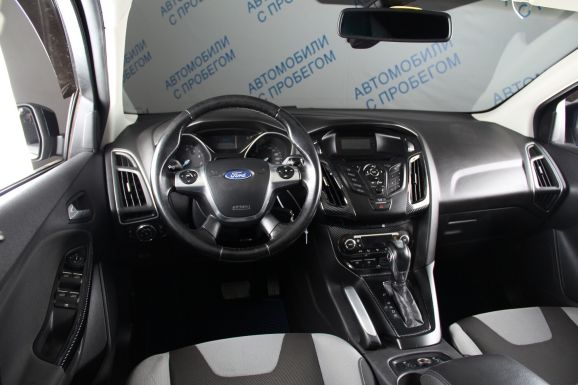 Ford Focus, 2.0 л, Робот, 2014 фото 10