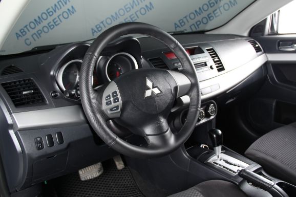 Mitsubishi Lancer, 1.5 л, АТ, 2011 фото 9