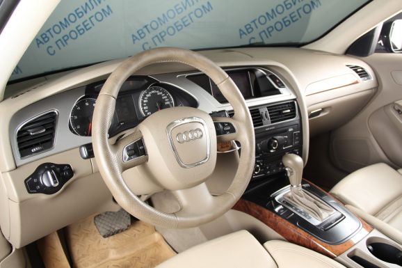 Audi A4, 1.8 л, Вариатор, 2011 фото 9