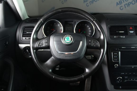 Skoda Yeti, 1.2 л, Робот, 2012 фото 11