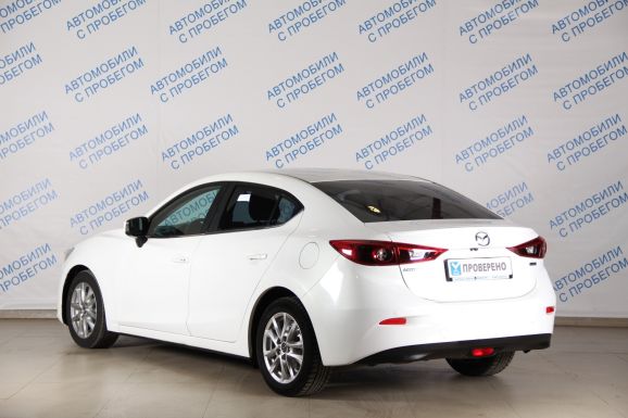 Mazda 3, 1.5 л, АТ, 2015 фото 6