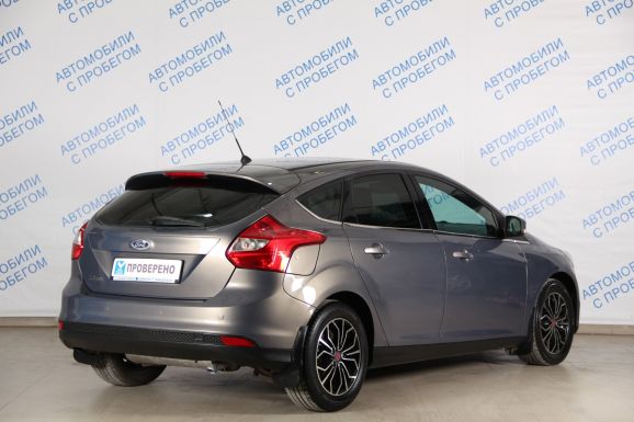 Ford Focus, 1.6 л, Робот, 2013 фото 4