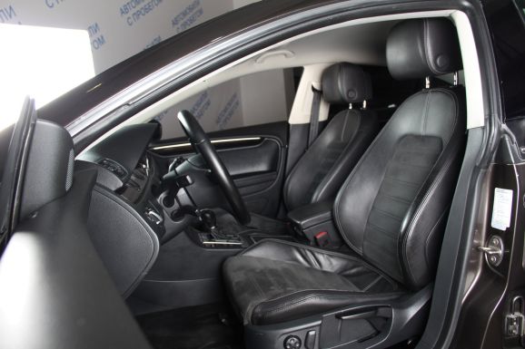 Volkswagen Passat CC, 1.8 л, Робот, 2012 фото 8
