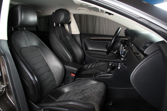 Volkswagen Passat CC, 1.8 л, Робот, 2012 фото 2