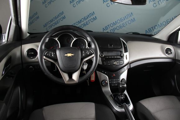 Chevrolet Cruze LS, 1.8 л, МТ, 2014 фото 9