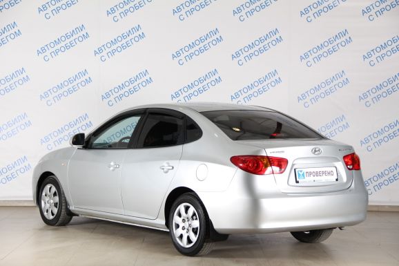 Hyundai Elantra GLS, 1.6 л, МТ, 2011 фото 6