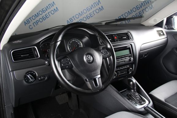 Volkswagen Jetta Highline, 1.4 л, Робот, 2014 фото 8
