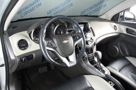 Chevrolet Cruze, 1.8 л, АТ, 2009 фото 9