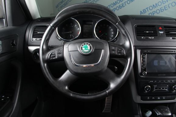 Skoda Yeti, 1.8 л, Робот, 2013 фото 8