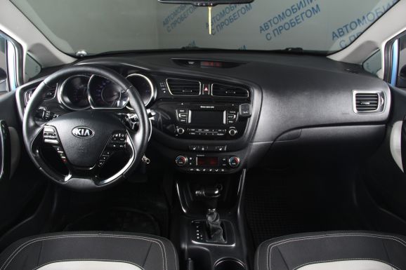 Kia Ceed Premium, 1.6 л, АТ, 2014 фото 8