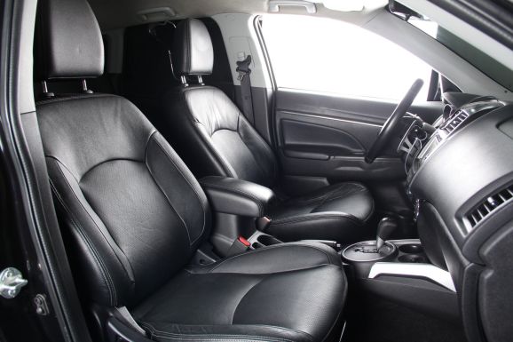 Mitsubishi ASX Suriken, 1.8 л, Вариатор, 2012 фото 1
