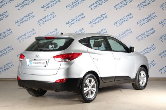 Hyundai ix35 Classic, 2.0 л, МТ, 2010 фото 5