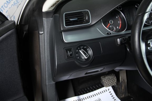 Volkswagen Passat CC Sport, 1.8 л, Робот, 2014 фото 8