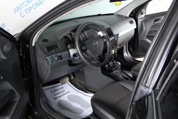 Opel Astra Cosmo, 1.8 л, АТ, 2008 фото 8