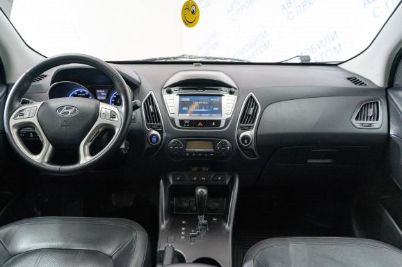 Hyundai ix35 Prestige, 2.0 л, АТ, 2012 фото 2