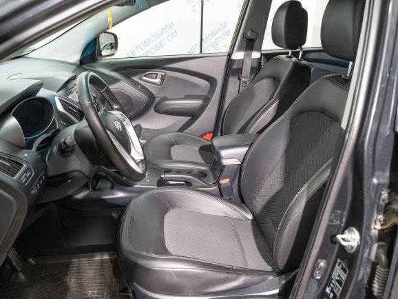 Hyundai ix35 Comfort + Navi, 2.0 л, АТ, 2010 фото 2