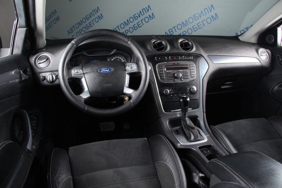 Ford Mondeo Titanium Black, 2.0 л, Робот, 2011 фото 2