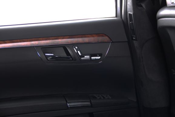 Mercedes-Benz S-Класс, 5.5 л, АТ, 2009 фото 17