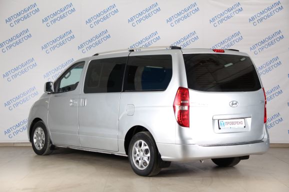 Hyundai Grand Starex, 2.5 л, АТ, 2008 фото 6
