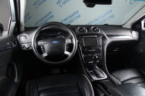 Ford Mondeo Titanium, 2.0 л, Робот, 2013 фото 10