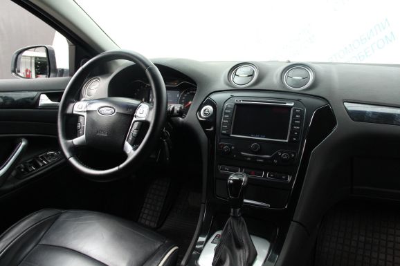 Ford Mondeo Titanium, 2.3 л, АТ, 2012 фото 9