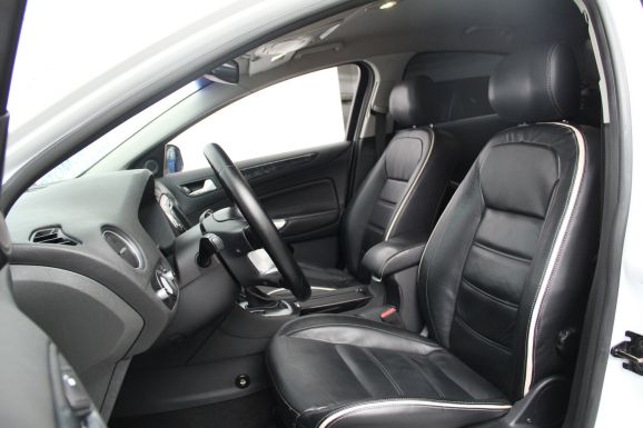 Ford Mondeo Titanium, 2.3 л, АТ, 2012 фото 2